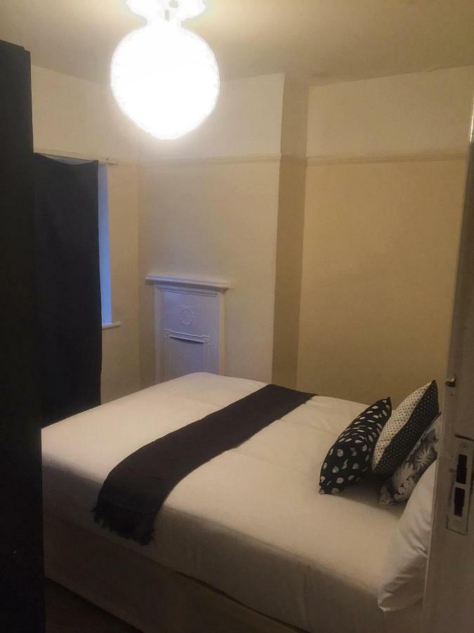North London Cottage エクステリア 写真